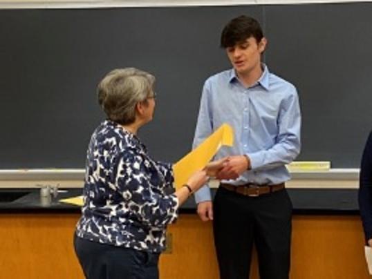Student Spotlight: Brady McMullen receives Organic Chemistry Award
